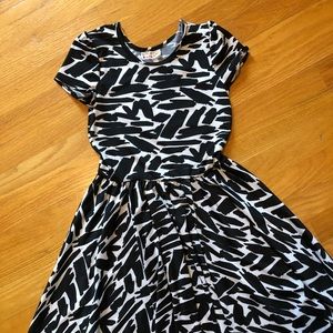 Dot Dot Smile, short sleeve, cool material, size 8/10